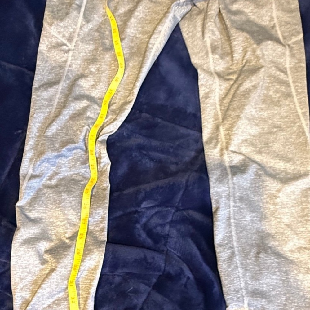 Tek Gear XL Gray Leggings with Pockets